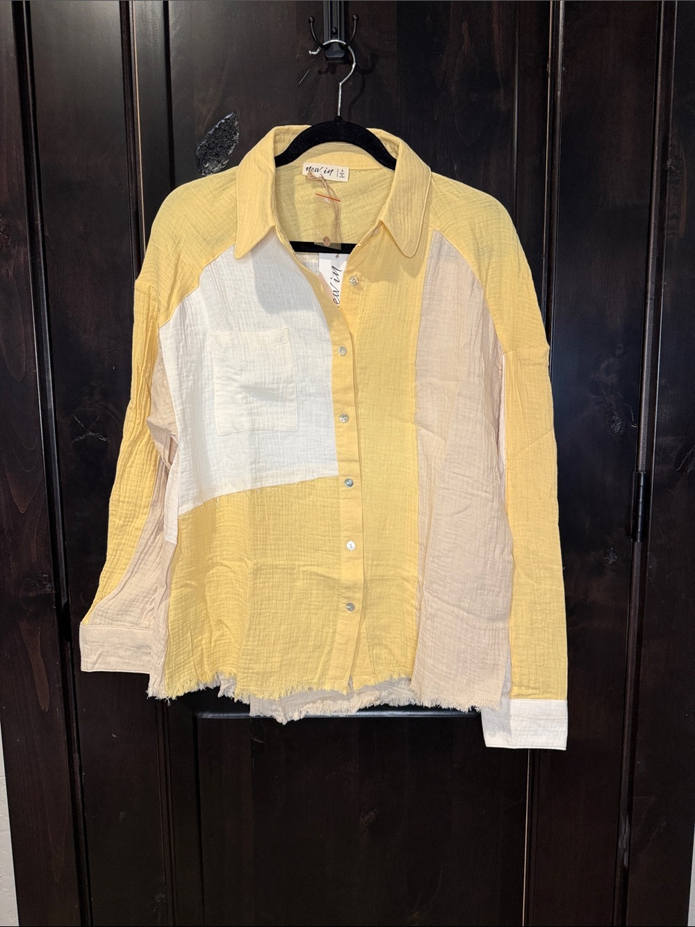 Colorblock Button-Up Shirt in Yellow & Cream
